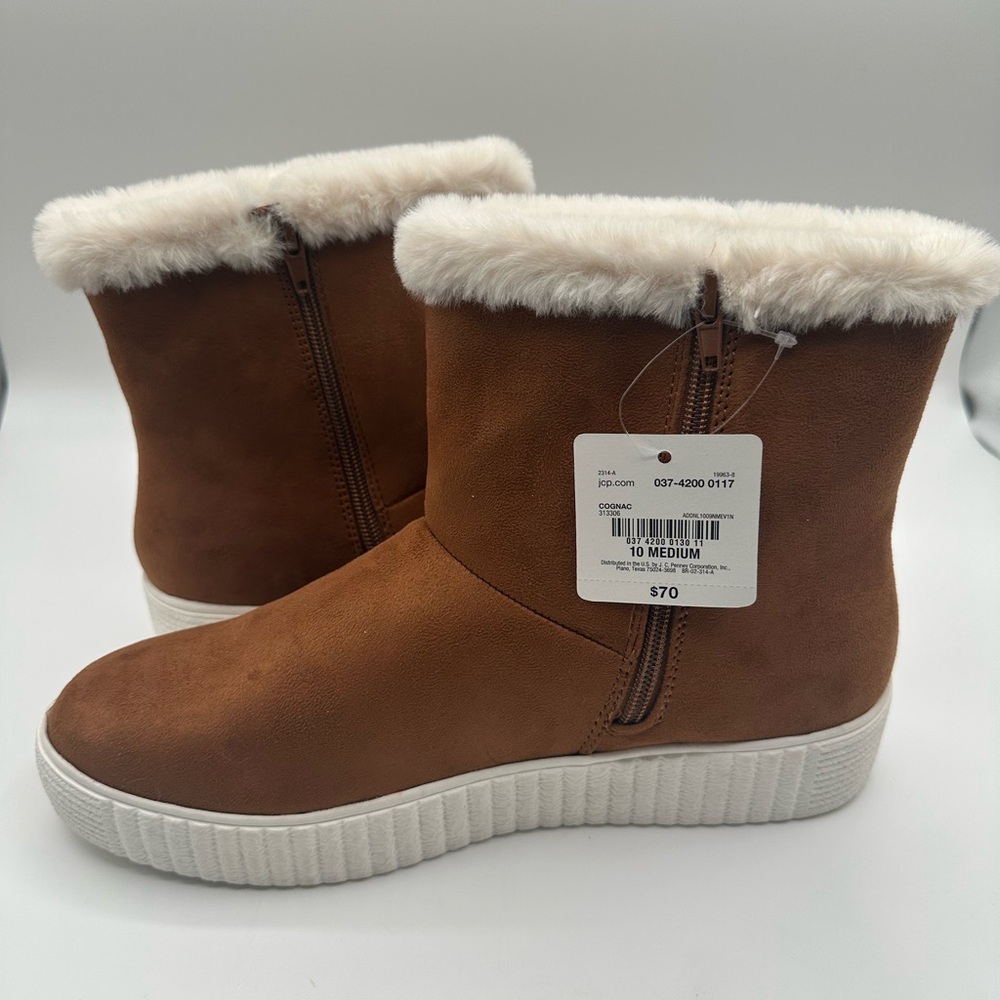 Arizona Jeans Brown Fur-Lined Boots, Size 10